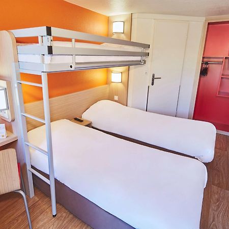 Premiere Classe Melun Senart Vert-Saint-Denis Exterior foto