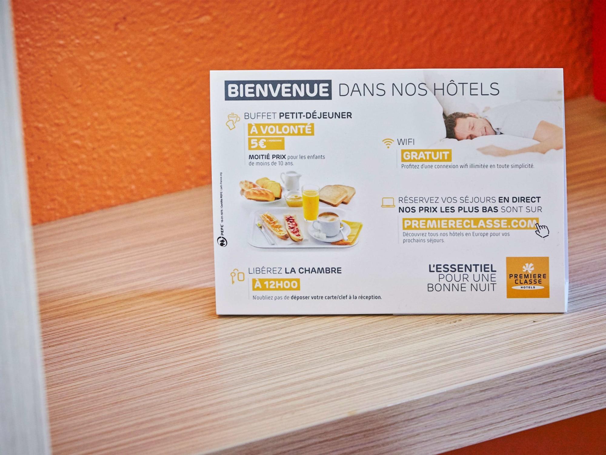 Premiere Classe Melun Senart Vert-Saint-Denis Exterior foto