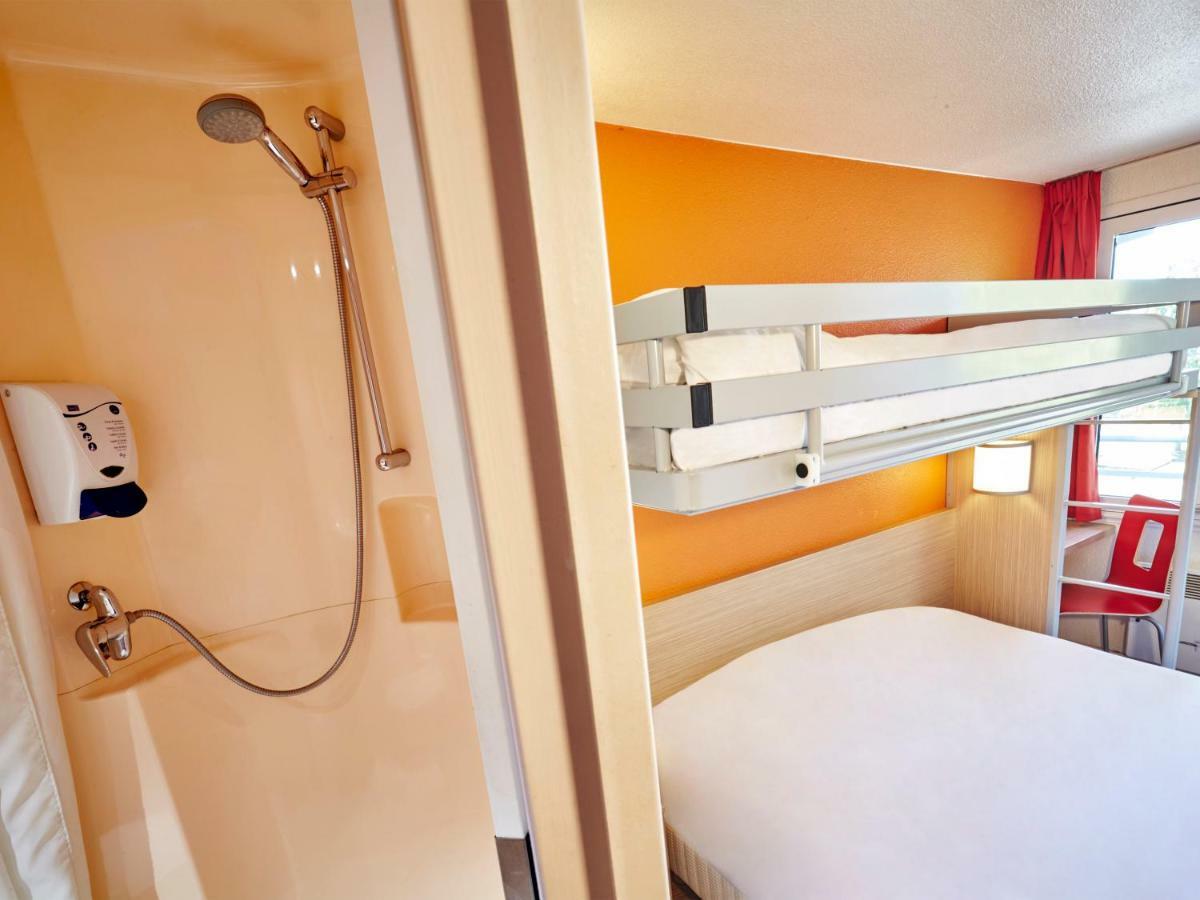 Premiere Classe Melun Senart Vert-Saint-Denis Exterior foto
